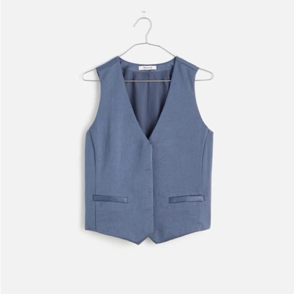 madewell button front vest top in sunfaded indigo